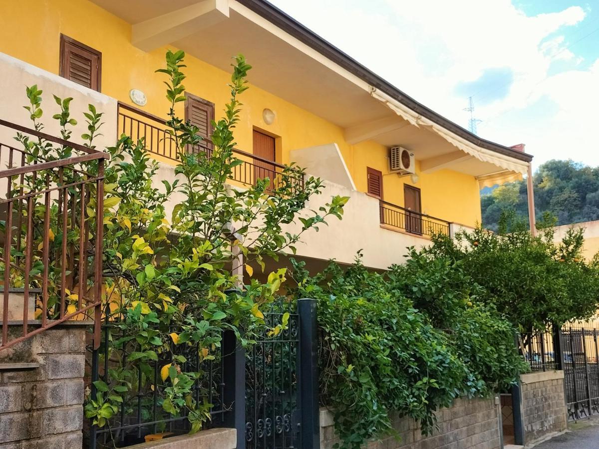 Casa Vacanza Da Rosa レトイアンニ エクステリア 写真