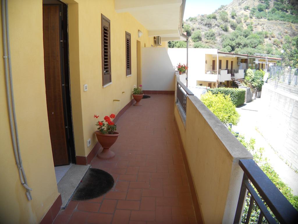 Casa Vacanza Da Rosa レトイアンニ エクステリア 写真